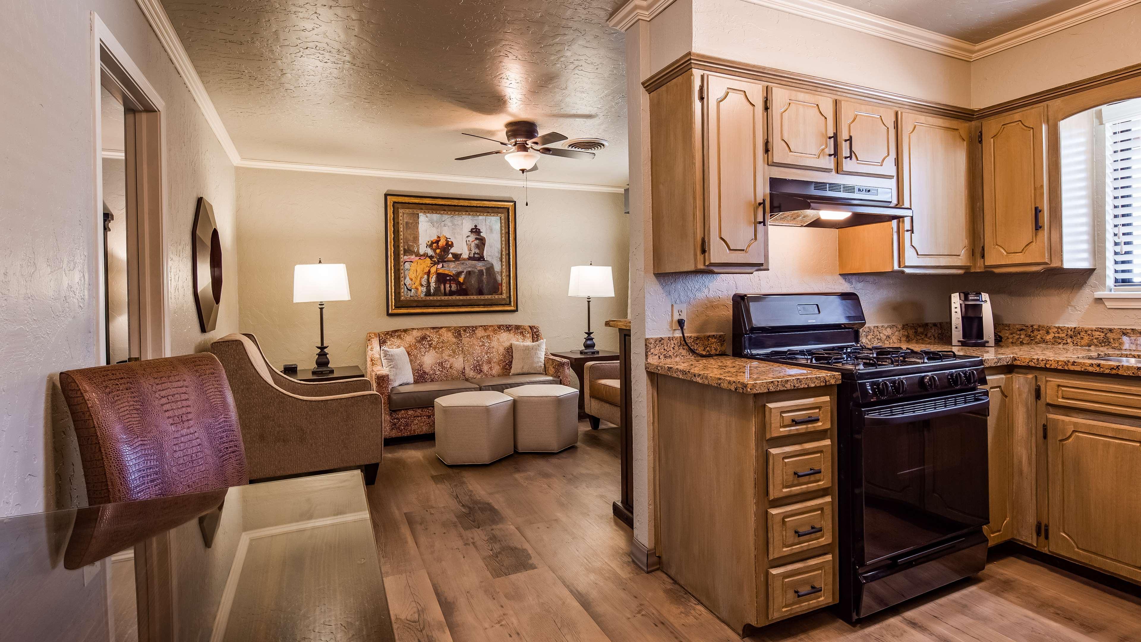 Best Western Plus Weatherford Екстериор снимка