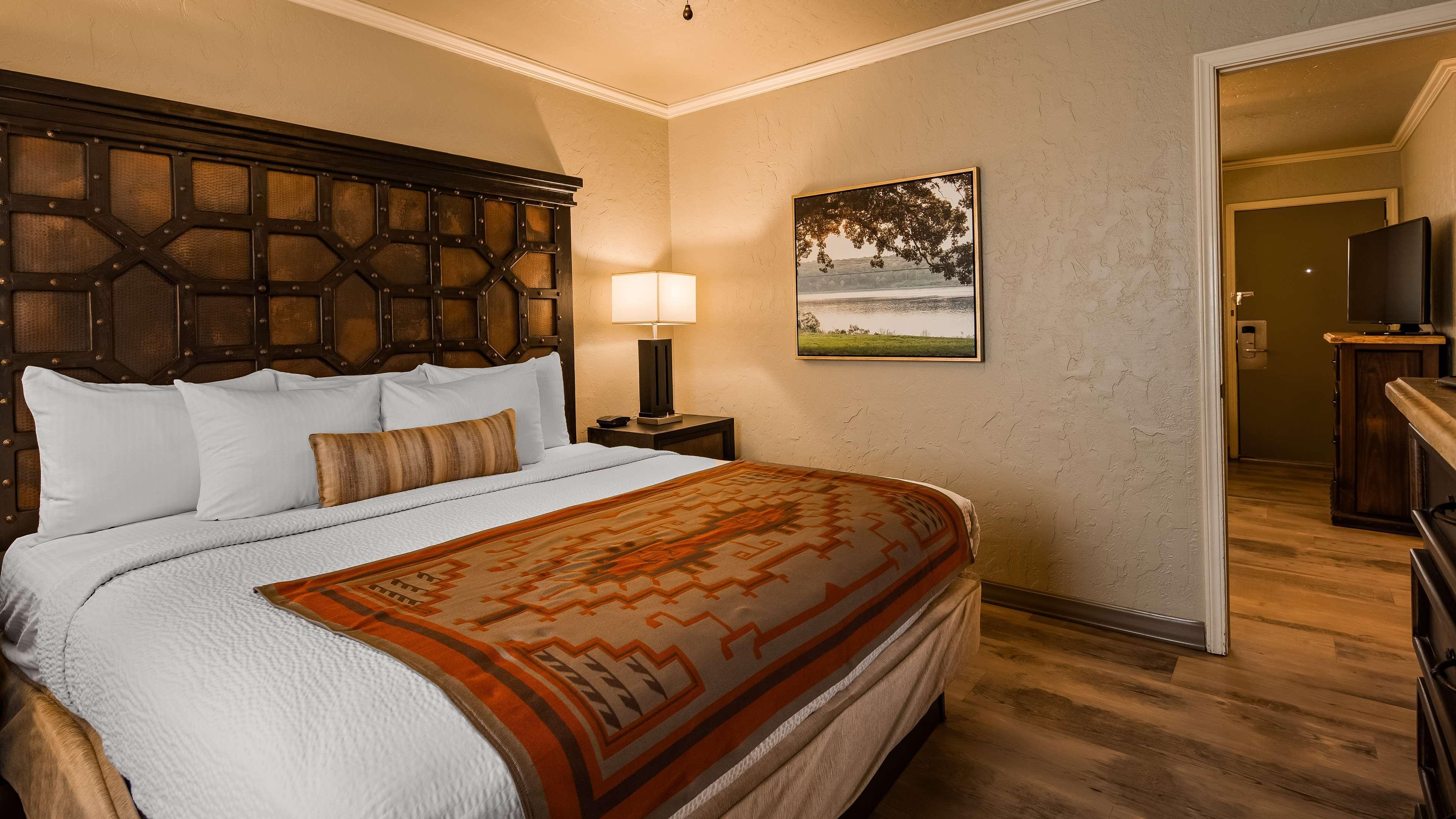 Best Western Plus Weatherford Екстериор снимка